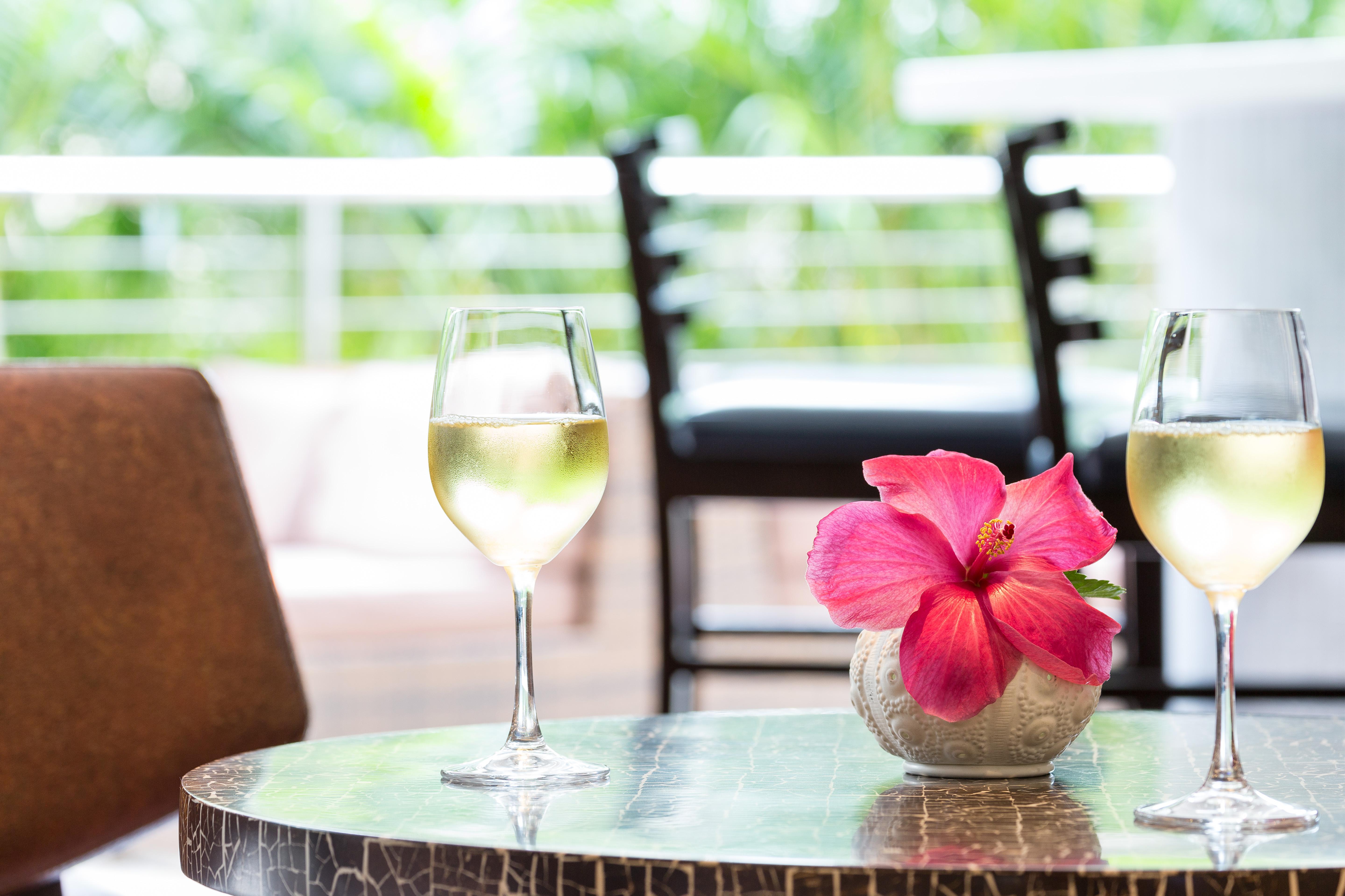 הונולולו Courtyard By Marriott Waikiki Beach מראה חיצוני תמונה